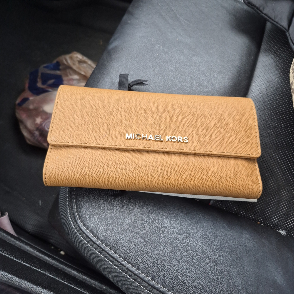 Michael Kors Tan Wallet and Purse